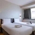 Hotel B-b Crystal
