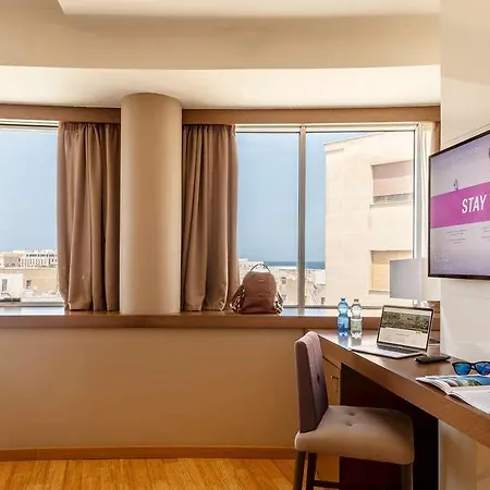 B-b Crystal Hotel Trapani