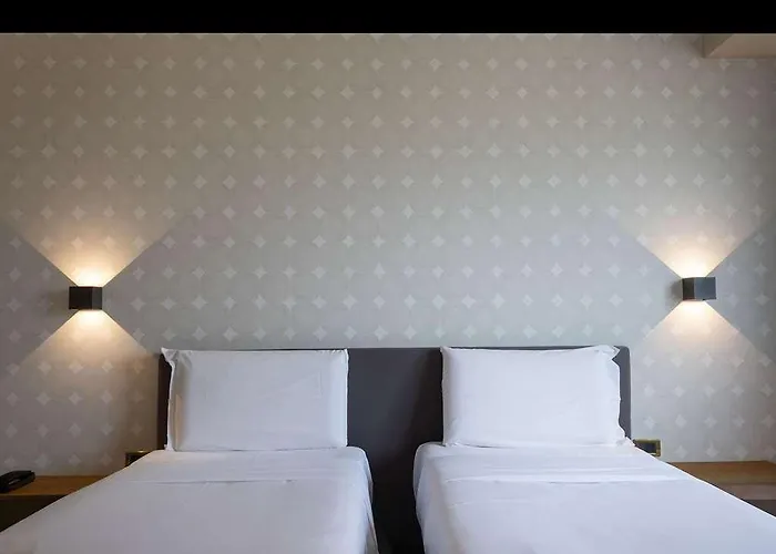 B-b Crystal Hotel Trapani